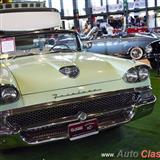 1958 ford fairline skyliner. motor v8 de 332ci que desarrolla 265hp.