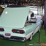 1958 ford fairline skyliner. motor v8 de 332ci que desarrolla 265hp.