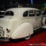 1937 packard sedan, 8 cilindros en línea de 282ci con 120hp