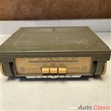 tr3 1965  autovox transmobile radio portable                                                                                                                                                            