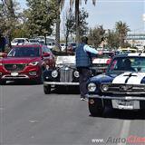 desfile monterrey día nacional del auto antiguo, banderazo de salida - parte 1