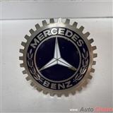 MERCEDES BENZ EMBLEMA CONMEMORATIVO DE PARRILLA ORIGINAL