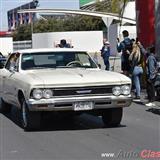 desfile monterrey día nacional del auto antiguo, banderazo de salida - parte 1