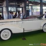 1954 mercedes benz 220. motor 6l de 2,200cc que desarrolla 106hp