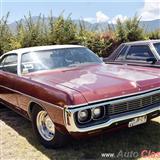 1971 dodge monaco hardtop two door