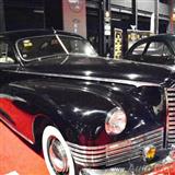 1947 packard custom clipper super limousine 8 cilindros en línea de 356ci con 165hp