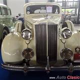 1937 packard 6 ruedas motor 8 cilindros en línea 320 pulg3 135hp