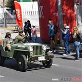 desfile monterrey día nacional del auto antiguo, banderazo de salida - parte 1