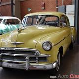 1949 chevrolet deluxe sedan 235 6 clilindros en línea