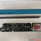 chevrolet sierra classic 2500 1981 a 1987 emblema nuevo original                                                                                                                                        