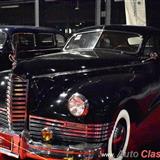 1947 packard custom clipper super limousine 8 cilindros en línea de 356ci con 165hp