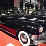 1947 packard custom clipper super limousine 8 cilindros en línea de 356ci con 165hp