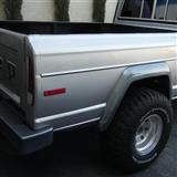 jeep j10