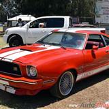 1976 ford mustang