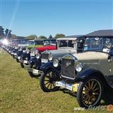 ford a de uruguay - paseo de otoño 2019, plaza de los fundadores, nueva helvecia,colonia, uruguay