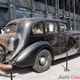 1937 packard super eight, 8 cilindros en línea de 320ci con 135hp