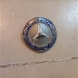 *Mercedez Benz grille emblem