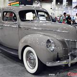 1940 ford two doors deluxe