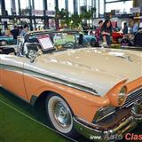 1957 ford fairlane. motor v8 de 292ci que desarrolla 212hp