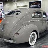 1940 ford two doors deluxe