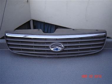 Parrilla Chevrolet Malibu 98 - 03