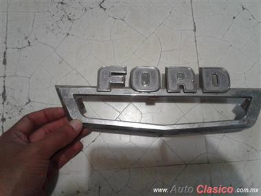 Emblema Salpicadera Ford Pick Up F Series 61-64