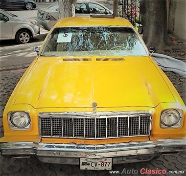 1975 Chevrolet Malibu Classic, 1975 Sedan