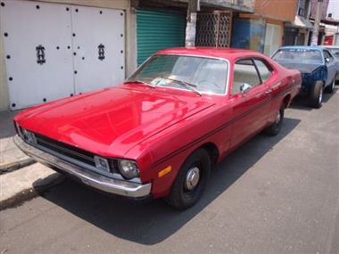 1972 Chrysler restaurado para emplacar Coupe