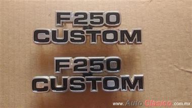 Emblemas Laterales Ford F250 Custom Del 73-79