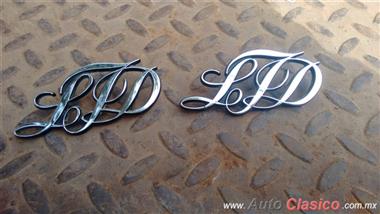 Emblemas Laterales Ford Ltd