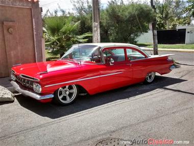 1959 Chevrolet IMPALA BISCAYNE Coupe