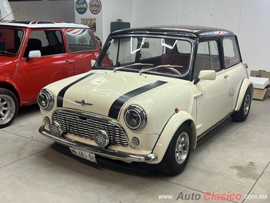 1960 Une autre Austin mini Minor Coupe