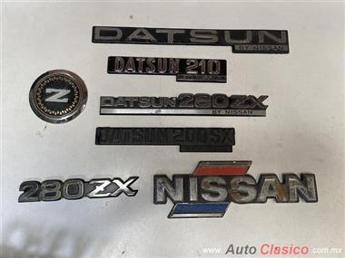 DATSUN BLUEBIRD , PICK UP EMBLEMAS ORIGINALES USADOS