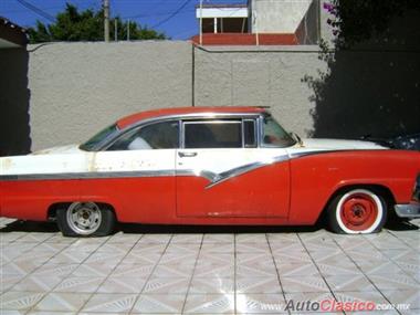 1956 Ford VICTORIA Sedan