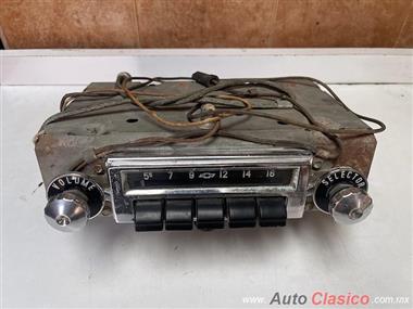 CHEVROLET BEL AIR 1955 TO 1956 COMPLETE ORIGINAL RADIO