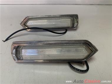 LAMPE D’INTÉRIEUR CHRYSLER IMPERIAL 1962