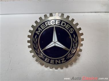 MERCEDES BENZ ORIGINAL COMMEMORATIVE GRILLE EMBLEM