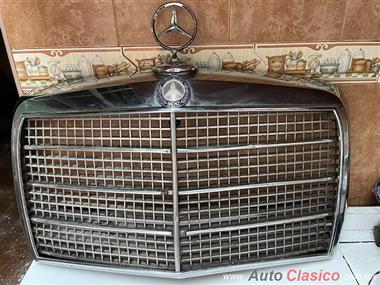 MERCEDES BENZ W115, W114 1968 TO 1976 ORIGINAL GRILL