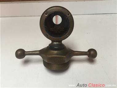 FORD 1919 SEDAN O PICK UP ORNAMENTO DE RADIADOR ORIGINAL