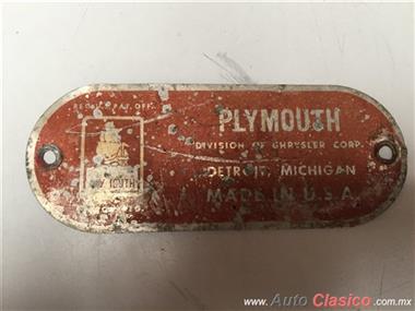 PLYMOUTH 1946 A 1955 PLACA ORIGINAL DE PUERTA