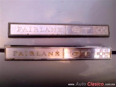 EMBLEMAS PARA PUERTA INTERIOR FORD FAIRLANE 1966 GT.