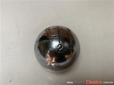 FORD , CHEVROLET , DODGE KNOB 4 SPEED PLUS REVERSE UNIVERSAL METALLIC