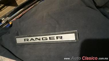 Boîte à gants Ranger Emblem Ford Pick Up 67-72