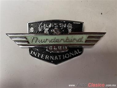 FORD THUNDERBIRD  EMBLEMA DE PARRILLA CLUB