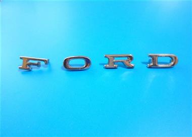 Emblema Letras Ford LTD Cofre Y Cajuela