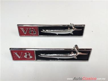 VALIANT BARRACUDA 1968  V8 LATERALES