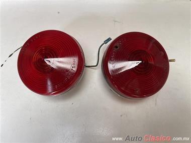 FORD, CHEVROLET, DODGE, SEDAN OR PICK UP 1928 TO 1947 SKULLS WITH LICENSE PLATE LIGHT