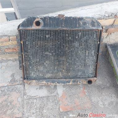 RADIATEUR PICK-UP CHEVROLET USAGÉ 1960-61-62-63-64-65-66