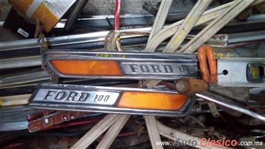 Emblemas Del Cofre Ford 67-73