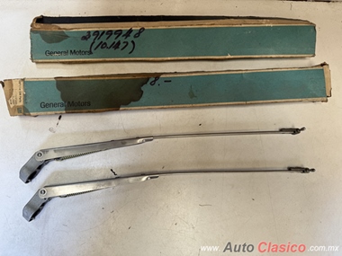 1968 TO 1970 CHEVROLET CAPRICE IMPALA WIPER ARMS